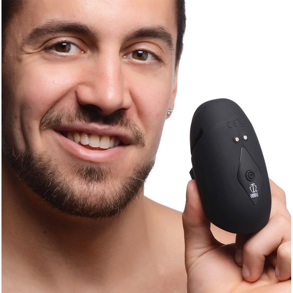 8X Vibrating Silicone Penis Head Stimulator 8X Vibrating Silicone Penis Head Stimulator